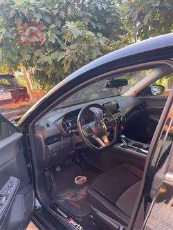 نیسان سێنترا